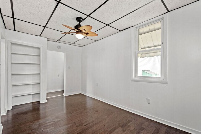 Building Photo - 124 Fitler St