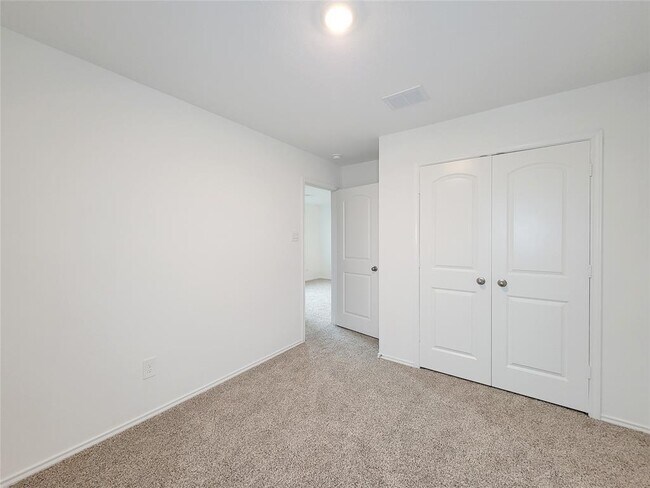 Building Photo - 27410 Oasis Rdg Dr