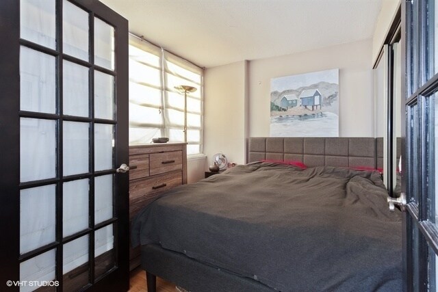 Building Photo - 2740 N Pine Grove Ave