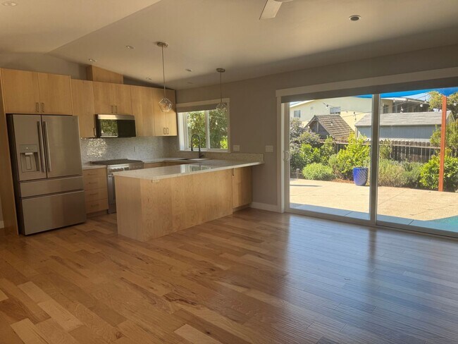 Building Photo - Convenient Modern 2 Bed/2 Bath in Solvang