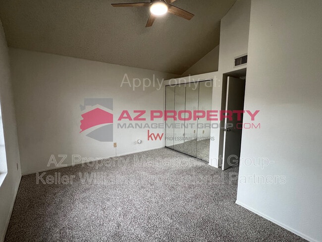 Building Photo - 8111 W Wacker Rd