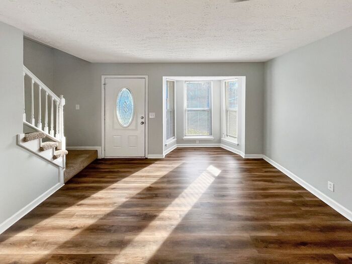 Building Photo - 920 Ilawood Dr