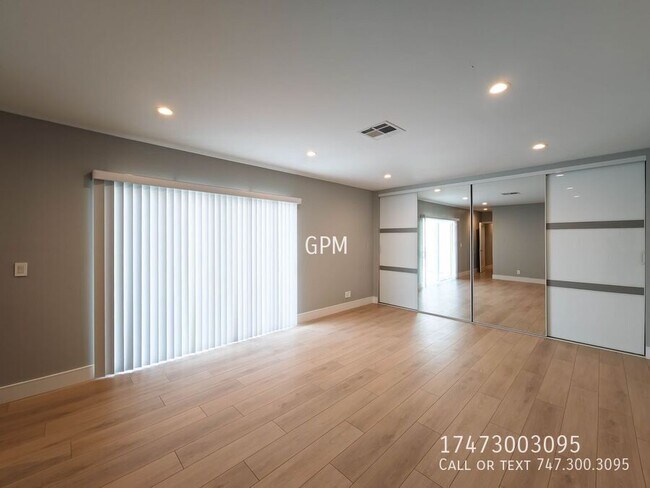 Building Photo - 6454 Gentry Ave