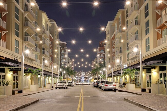 Building Photo - 7270 SW 89th St