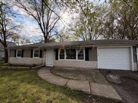 Building Photo - 774 Fox River Rd