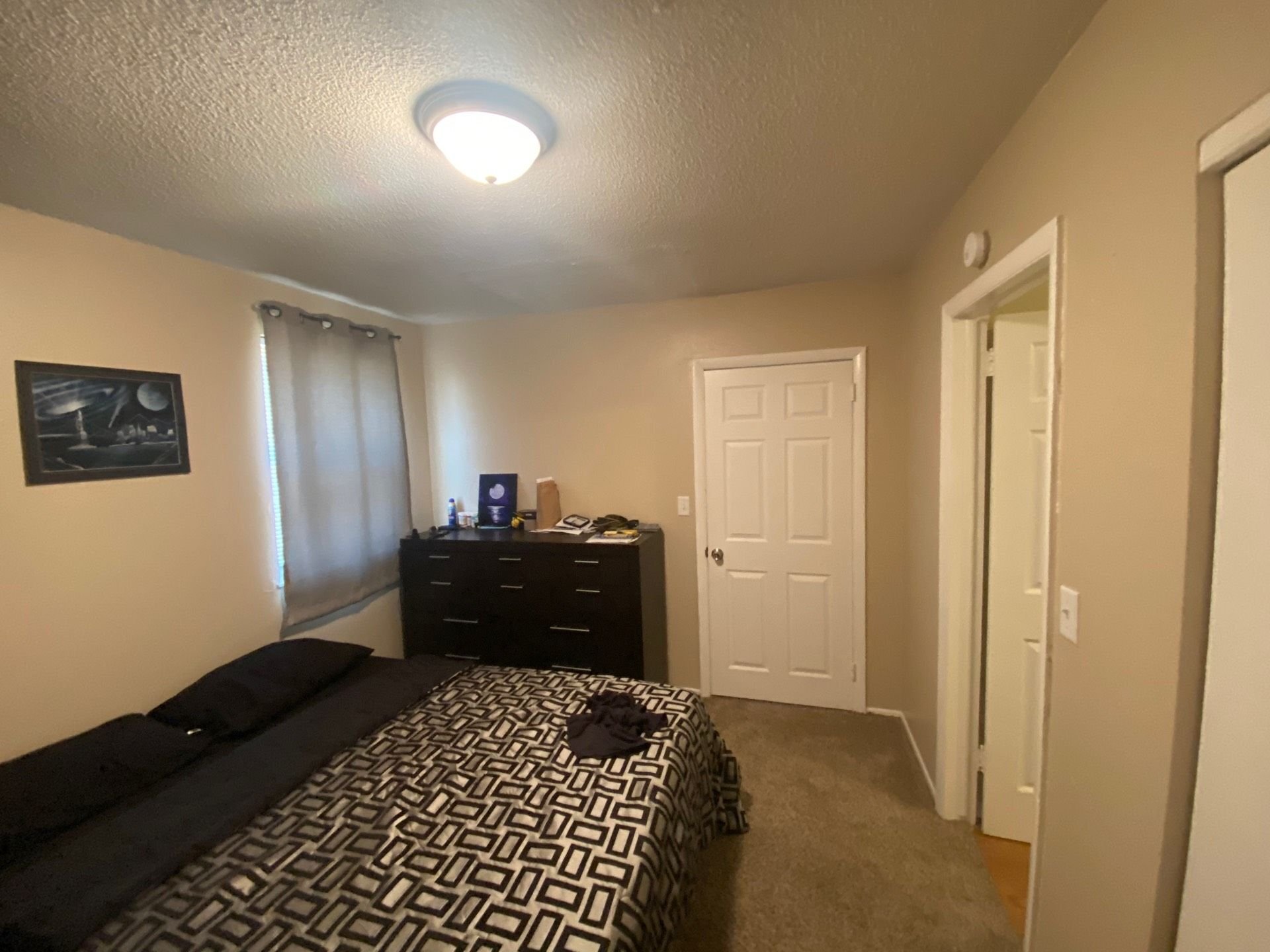 Building Photo - 406 Sunny Ln