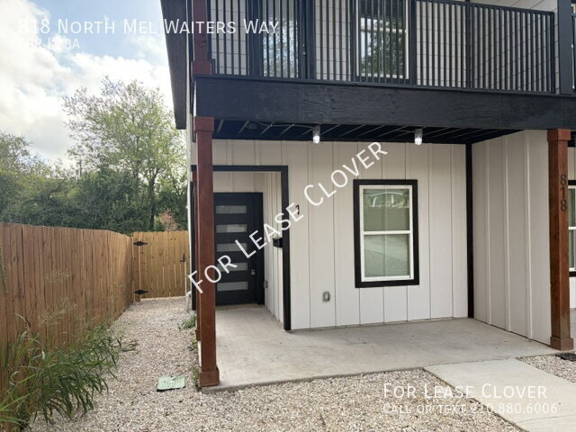 Building Photo - 818 N Mel Waiters Way
