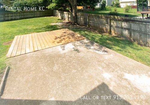 Building Photo - 21351 W 123rd Terrace