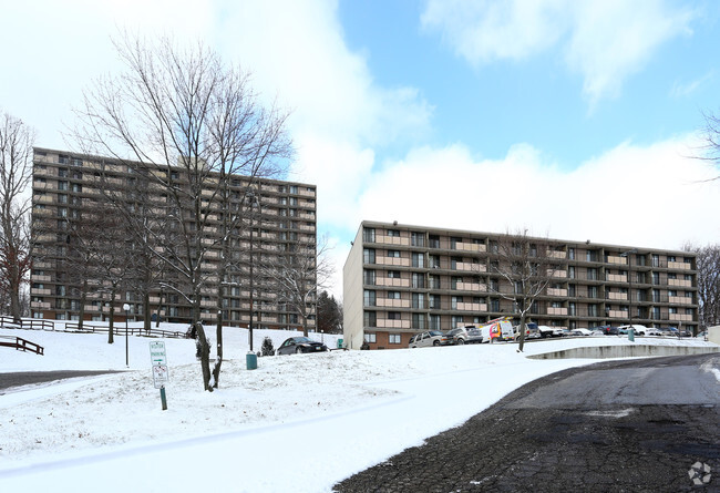 Building Photo - SpringHill Apartments