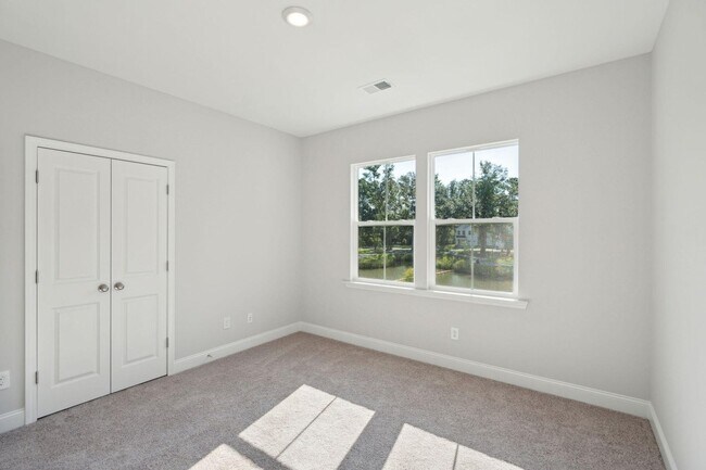 Building Photo - 3 Bedroom 2.5 Bathroom House in Hawthorne Landing - Goose Creek