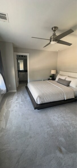 Building Photo - 5524 Bent Grass Way