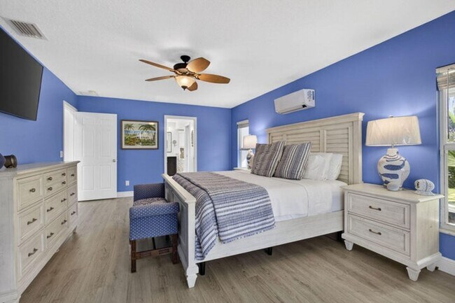 Building Photo - 19570 Trails End Terrace