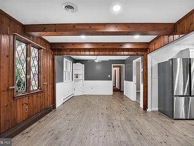 Building Photo - 930 Sykesville Rd