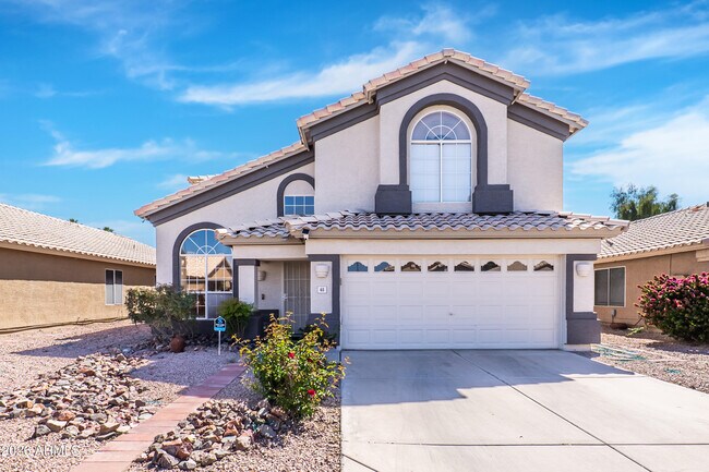 Building Photo - 1741 S Clearview Ave