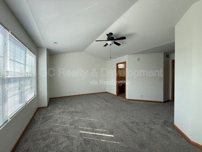 Building Photo - 1026 Turin Dr