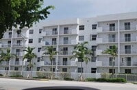 Building Photo - 2575 SW 27th Ave