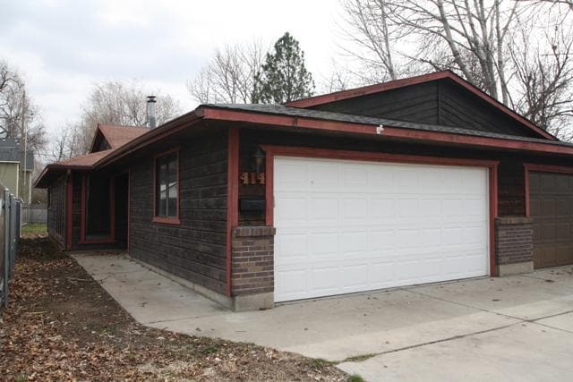 Building Photo - 414 S Curtis Rd