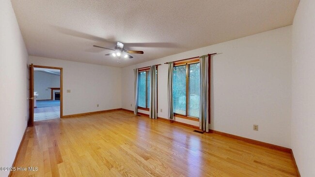 Building Photo - 1236 Rays Bridge Rd