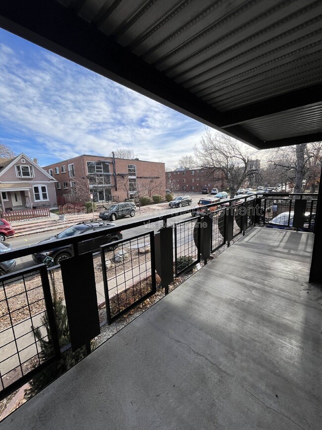 Building Photo - 1045 N Clarkson St