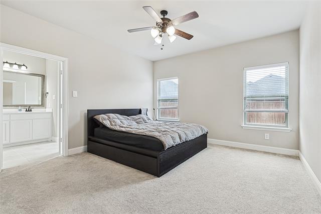 Building Photo - 537 Oleander Dr
