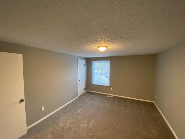 Building Photo - 7378 Chaparral Rd