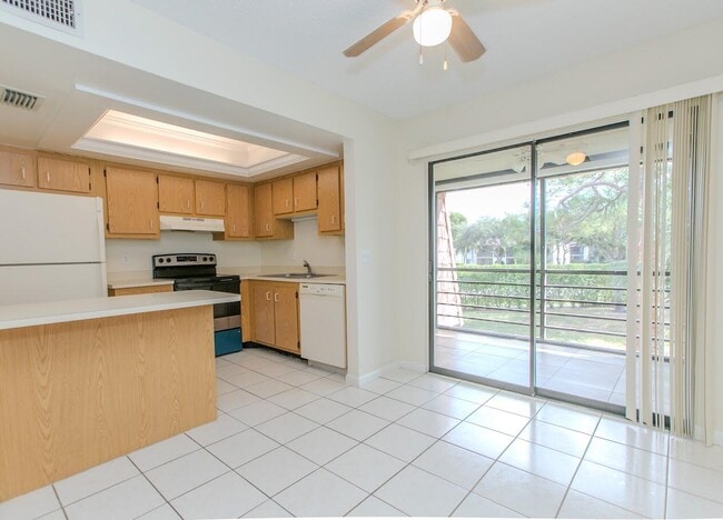 Building Photo - 4464 Oak Terrace Dr