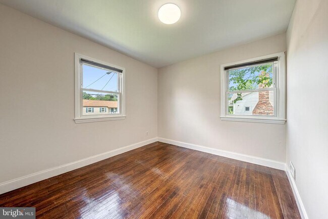 Building Photo - 4144 Addison Rd