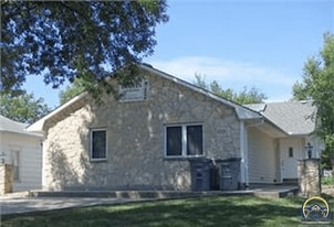Building Photo - 1015 Sylvan St