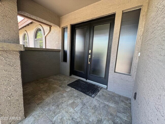 Building Photo - 15230 N Blackbird Dr