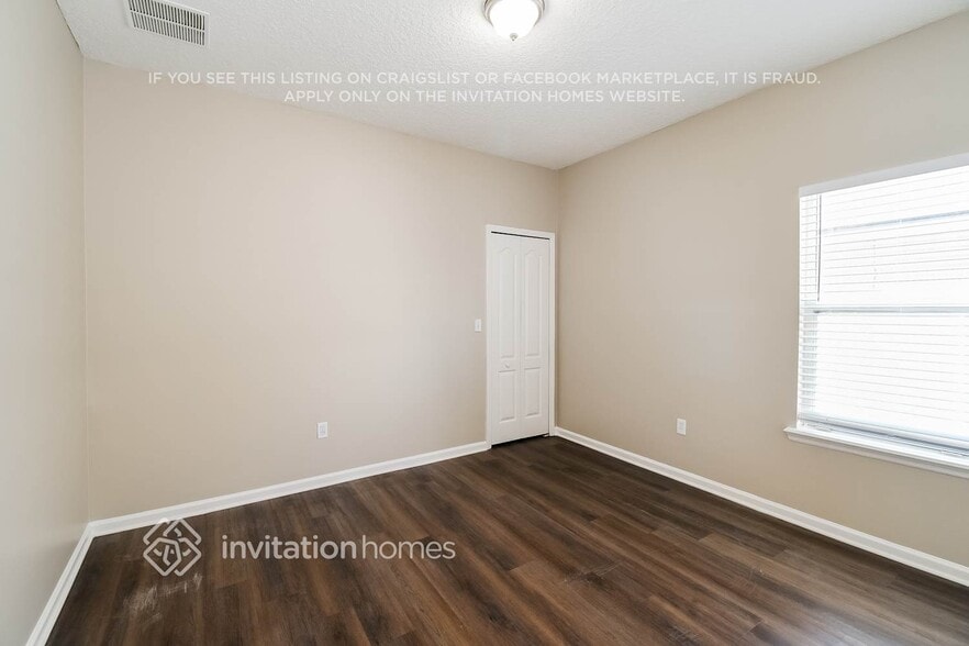 Building Photo - 3039 Whispering Willow Way
