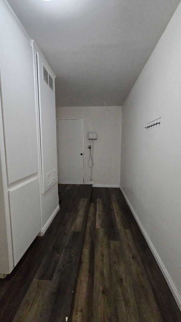 Building Photo - 9408 Seager Ct