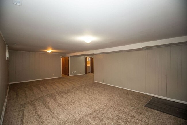 Building Photo - 1712 S Whitcomb St