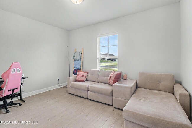 Building Photo - 15550 Soaring Loop