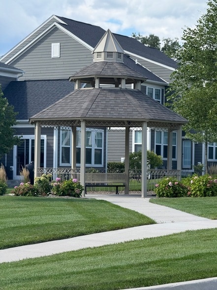 Building Photo - 148 Blanchard Ct