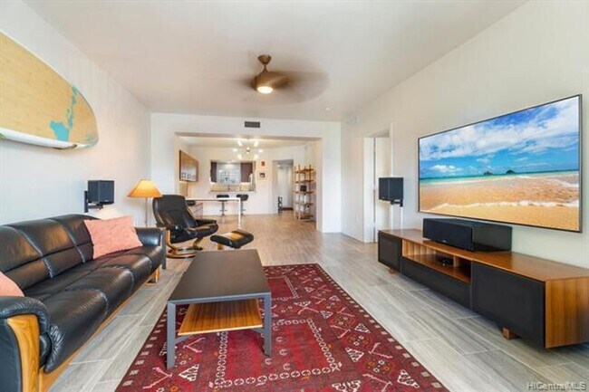 Building Photo - Kailua living at its finest!