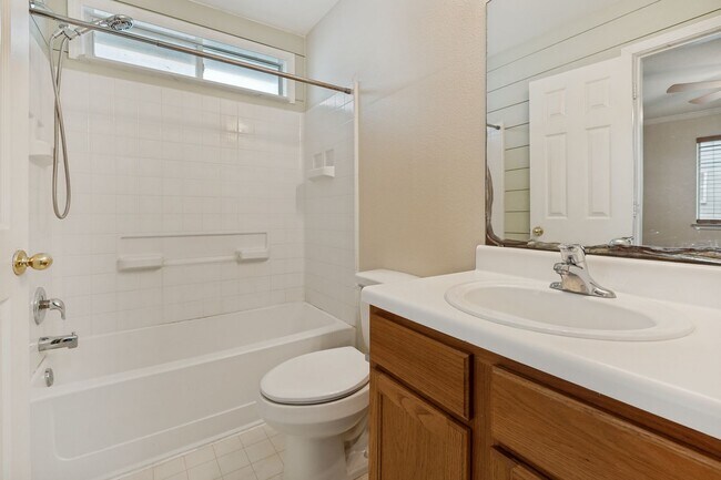 Building Photo - Charming 3-Bedroom, 2-Bathroom Home in Judson Crossing