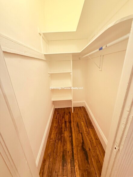 Building Photo - 29 Peterborough St