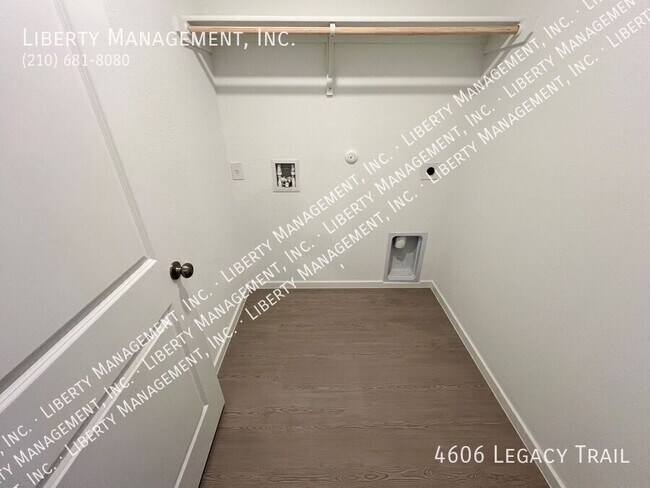 Building Photo - 4606 Legacy Trl