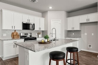 Building Photo - 343 Carolina Buckthorn Dr