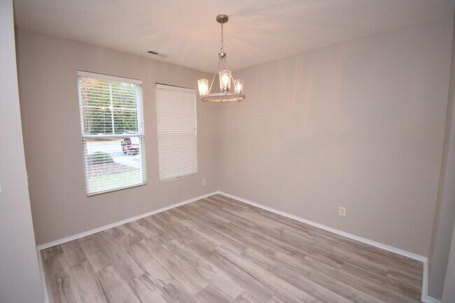 Building Photo - 306 Kiskadee Loop