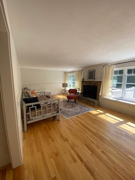 Building Photo - 206A Atlantic Ave