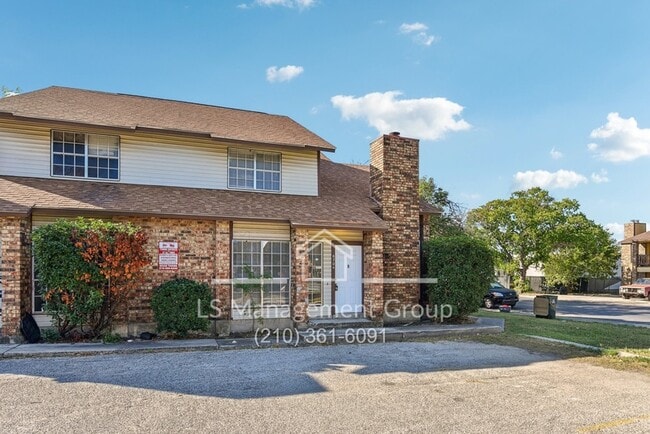 Building Photo - 6702 Windsor Hollow Dr