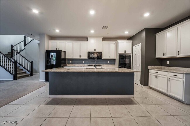 Building Photo - 3115 Mossfield Ave