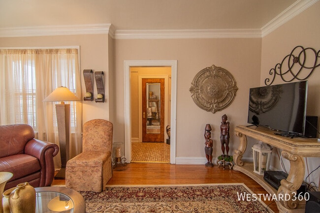 Building Photo - 7741 S Chappel Ave