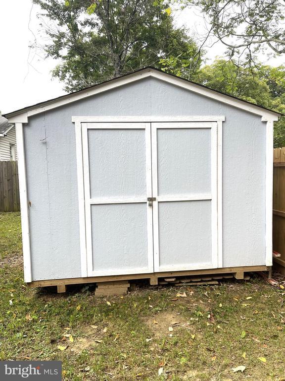 Building Photo - 216 5th St