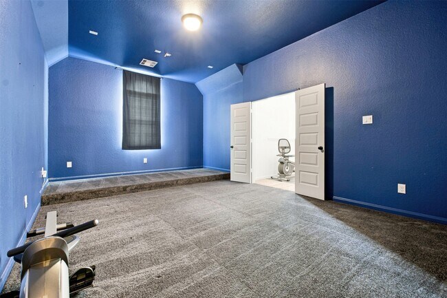 Building Photo - 3020 Rocky Canyon Dr