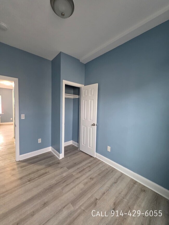 Building Photo - 194 1/2 Buena Vista Ave-