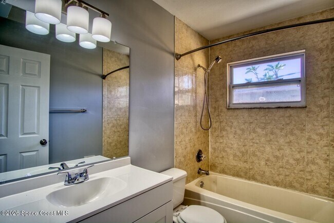 Building Photo - 137 Washington Ave