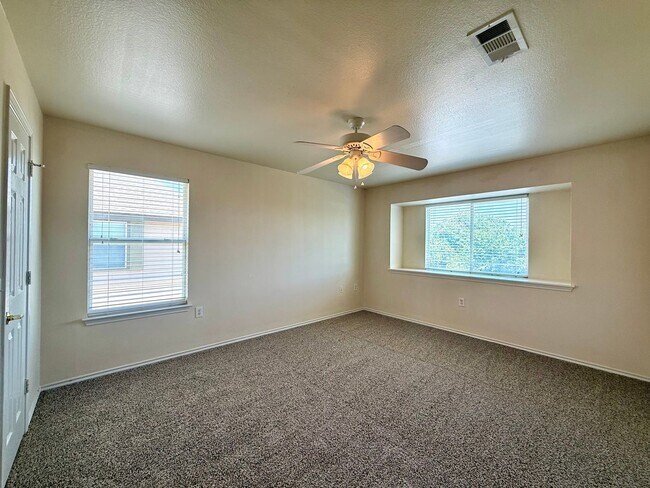 Building Photo - 6912 Meador Ave