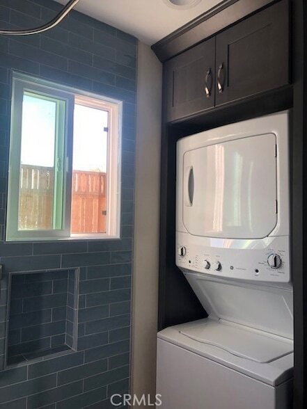 Building Photo - 185 N Grand St